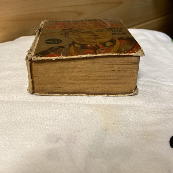 “King of the Royal Mounted Gets His Man” by Zane Grey - Picture 2 of 7